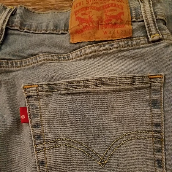 Levi's Other - Levi's 511 skinny fit 32x29 Jeans